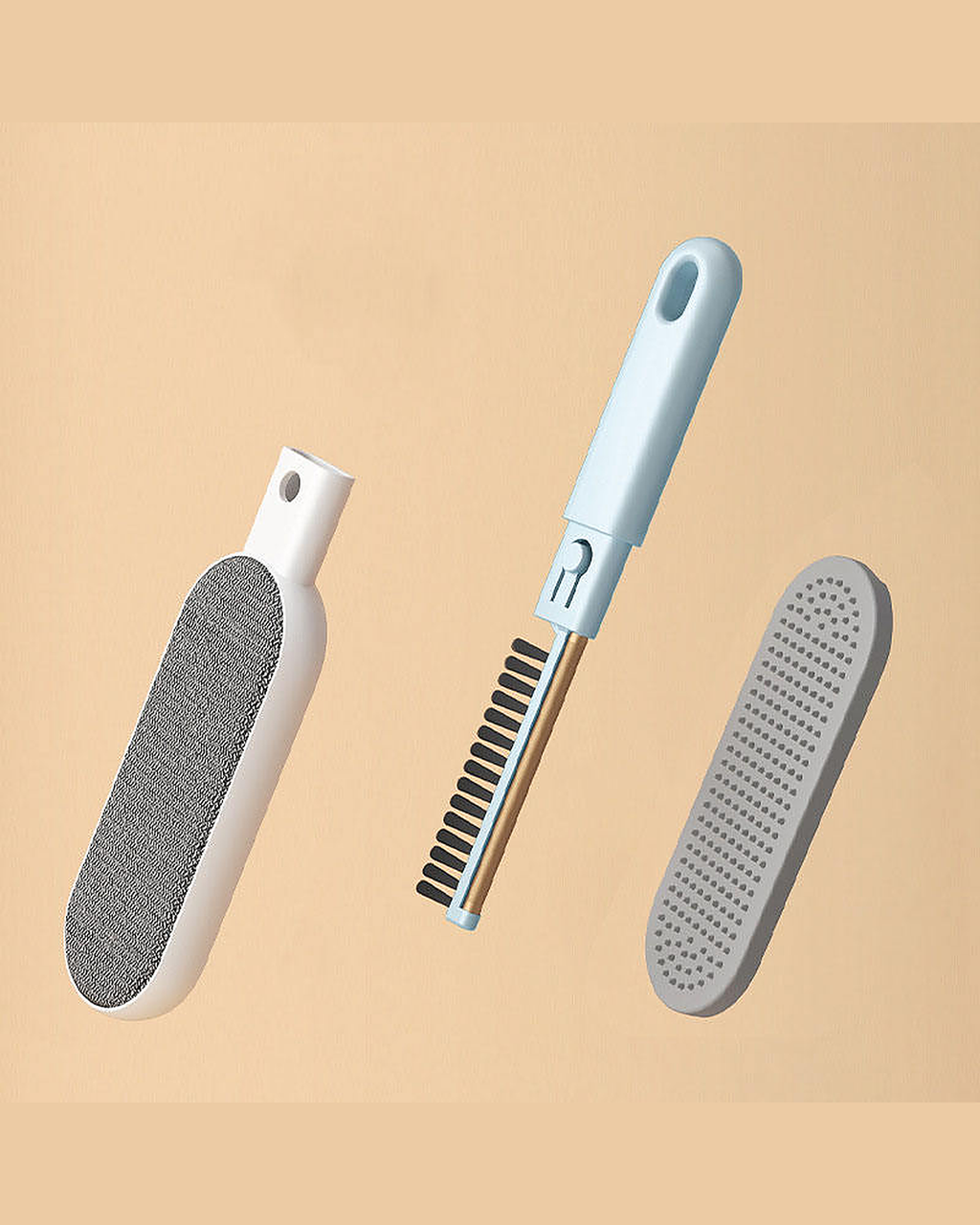 What is in the box: brush, comb and spare pad